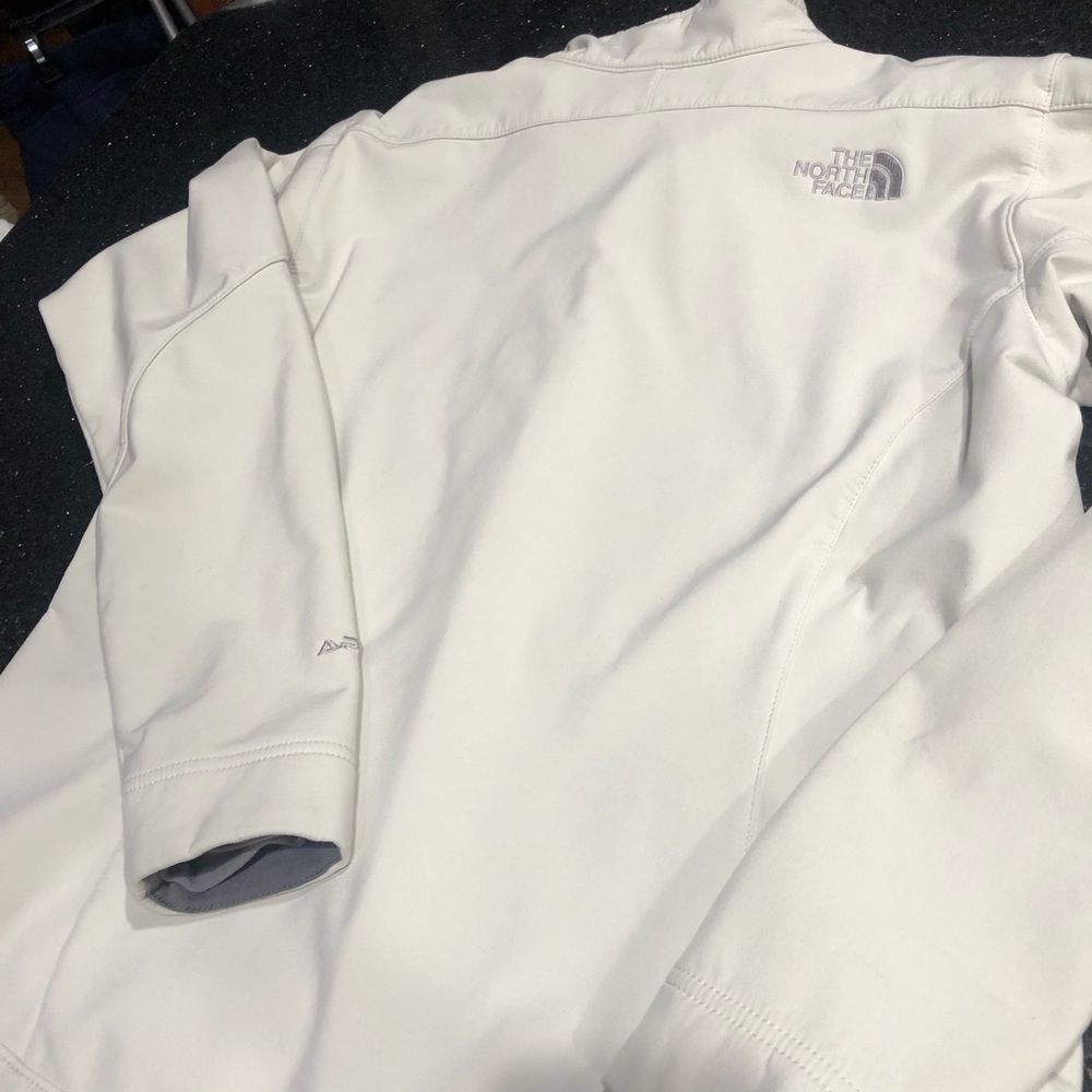 The North Face Women’s Cream Apex Jacket Sz M - Picture 5 of 5